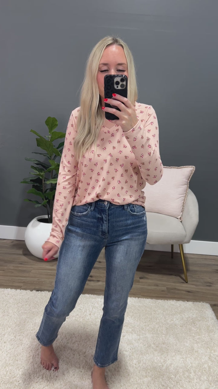DOORBUSTER! Ribbed Floral V Neck Top - Blush PS Kate