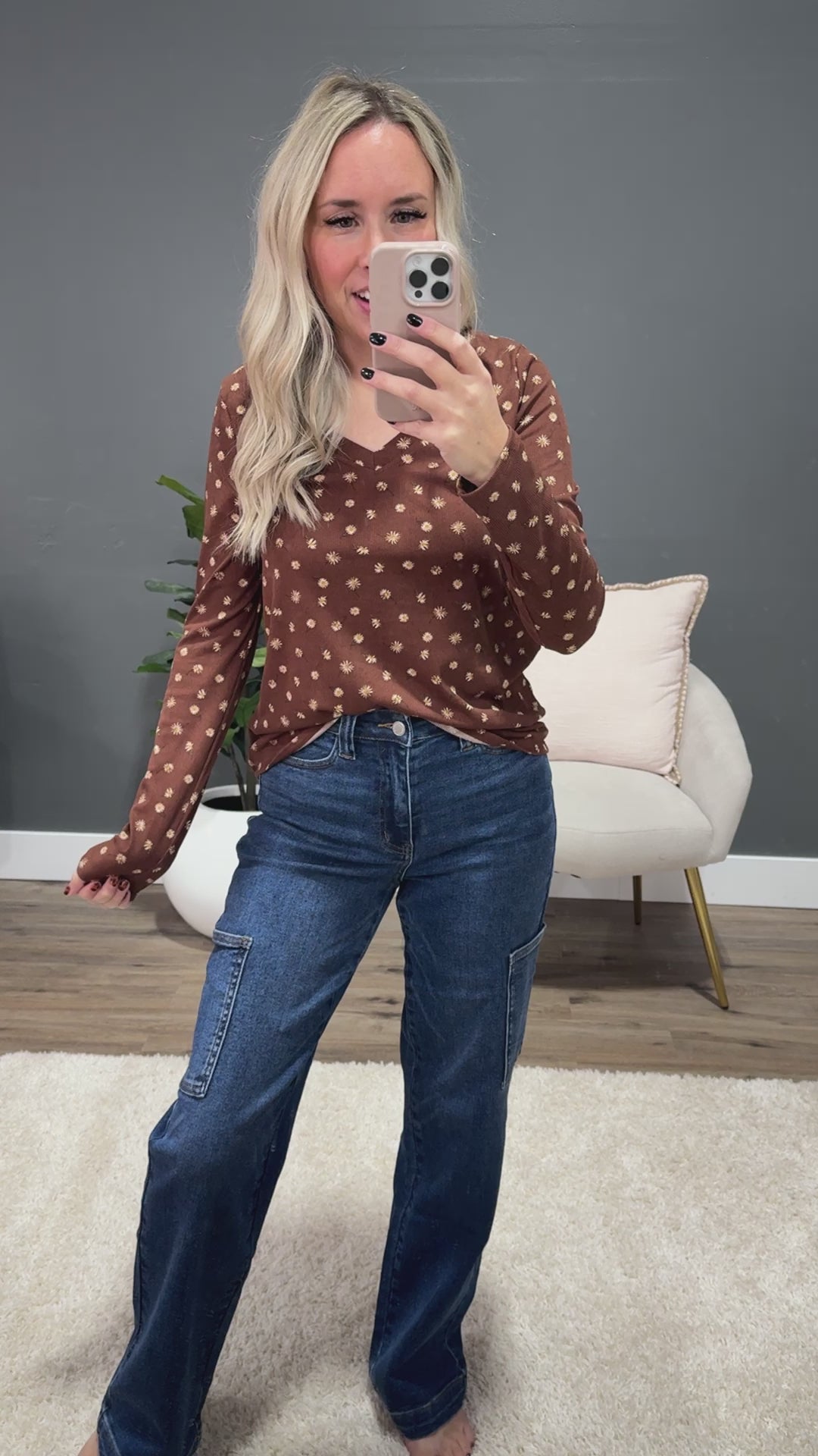 Saylor Ribbed Floral V Neck Top - Brown FINAL SALE PS Kate