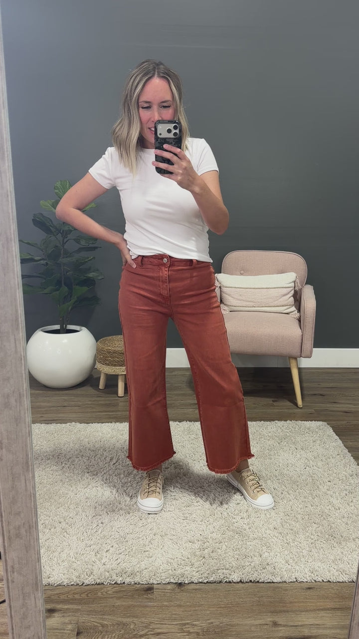 Mae Wide Leg Cropped Jeans - Rust Zenana