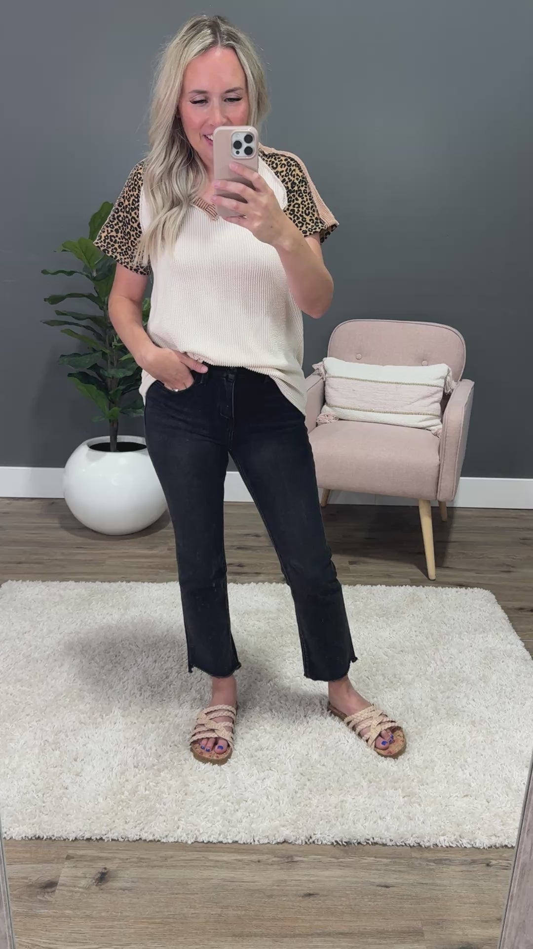 Lovervet Please Stay Non Distressed Straight Jeans - Black Vervet