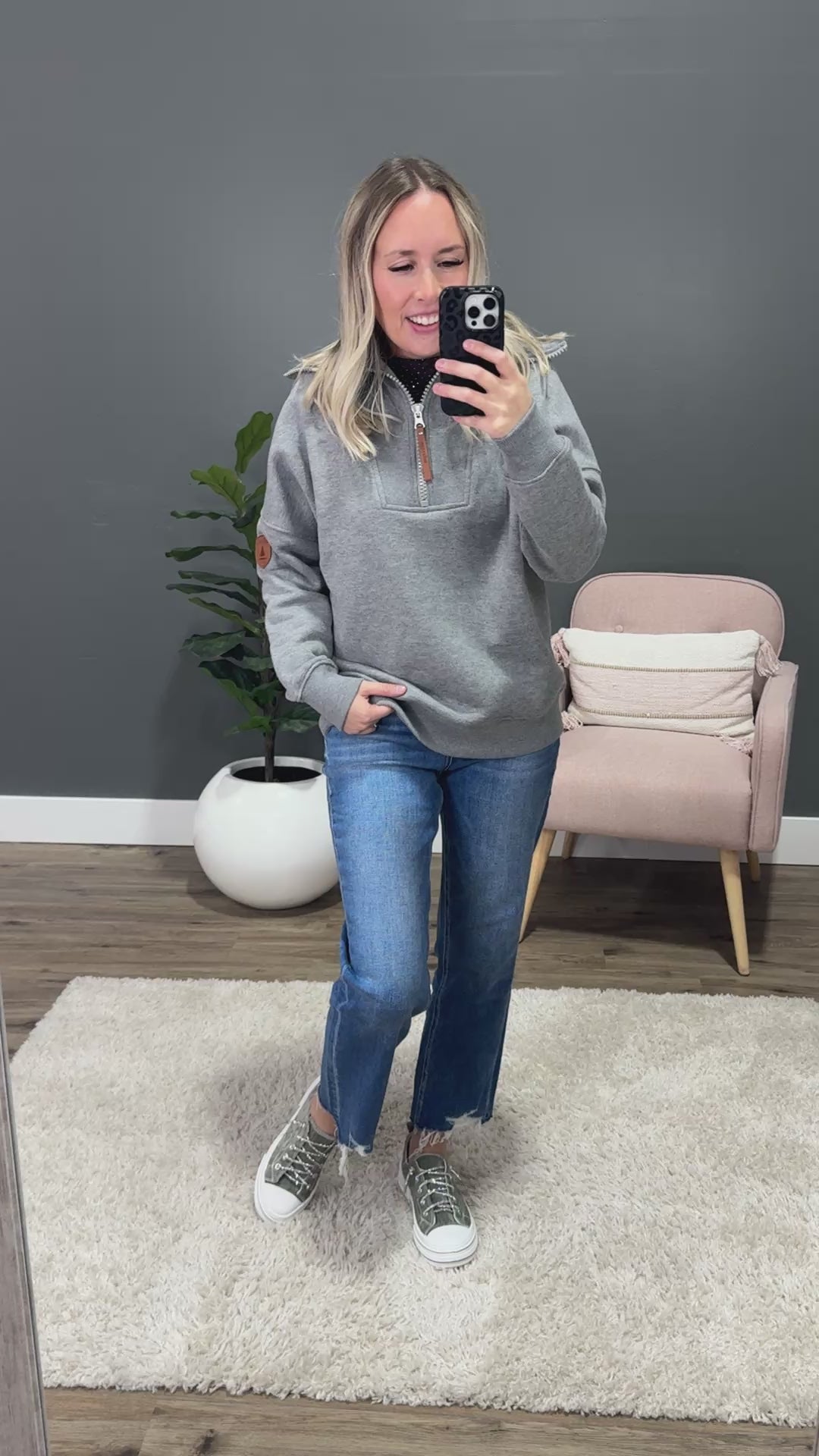 Wanakome Padma Half Zip Sweatshirt - Dark Heather Gray Wanakome