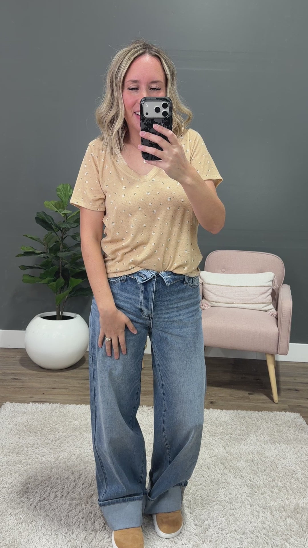 Skylar Textured Knit Floral Top - Taupe PS Kate