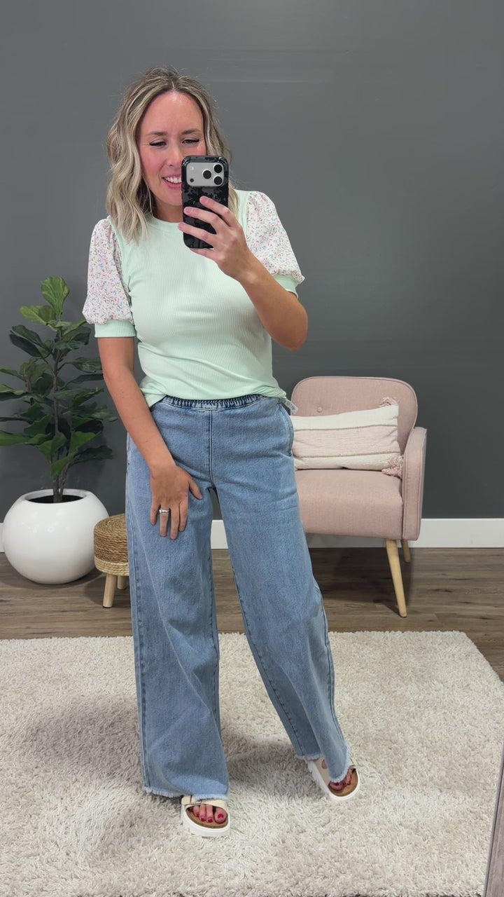 Leilani Ribbed Floral Puff Sleeve Top - Mint Lovely Melody